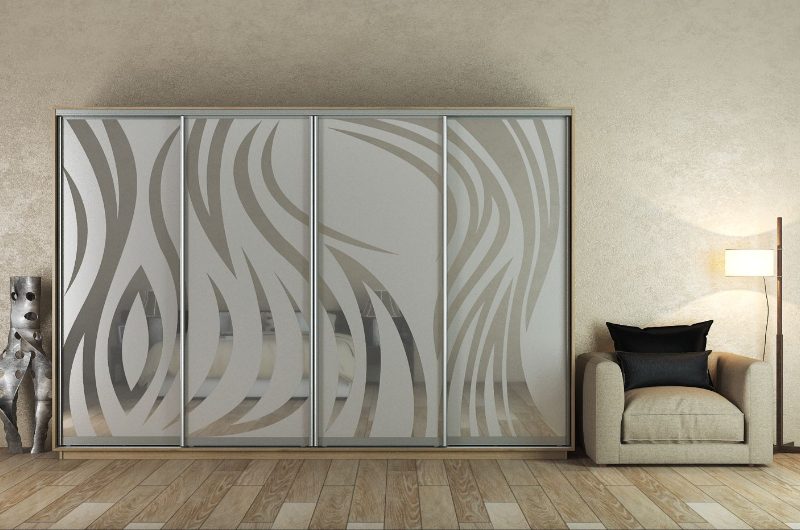 ШК-ХМ-320 чотиридверна шафа-купе з художнім матуванням на фасадах від Гарант