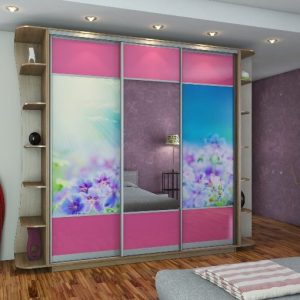 ШК-ЛД2К-220 тридверна шафа-купе з фасадами лакобель та фотодрук від Гарант НВ