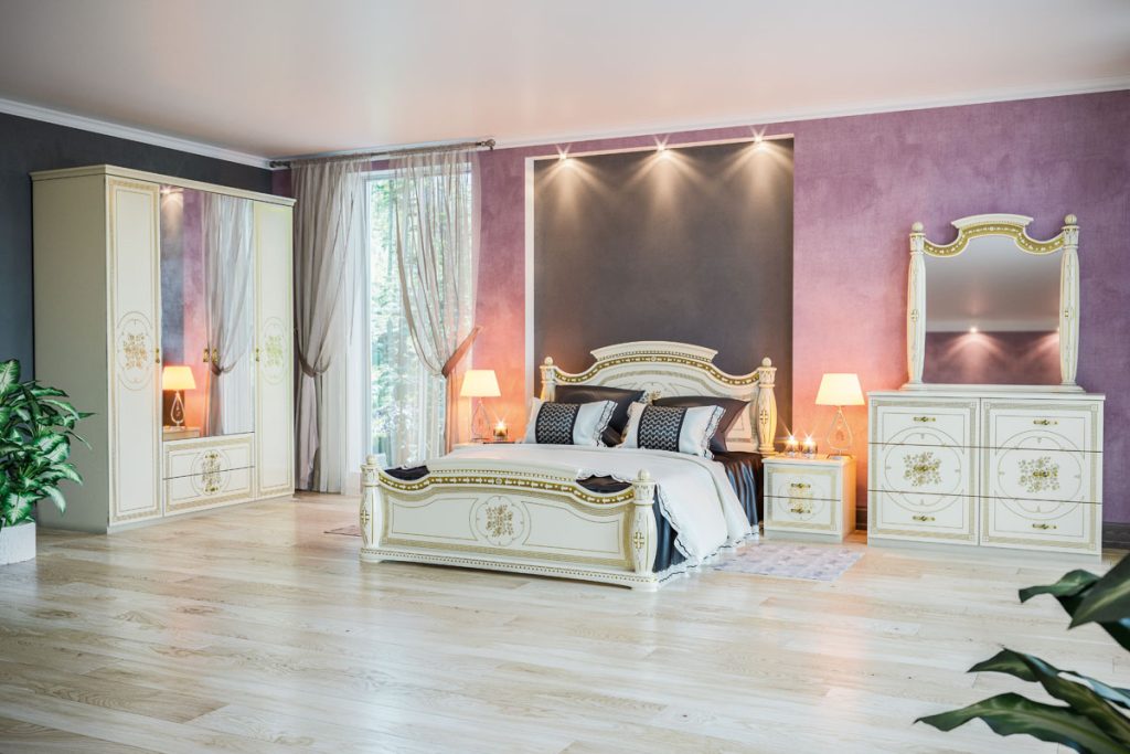 Жасмін біла лакована спальня чотиридверною шафою від фабрики Світ Меблів