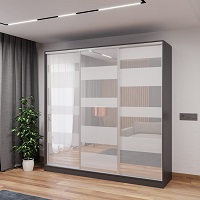 шафи-купе тридверні